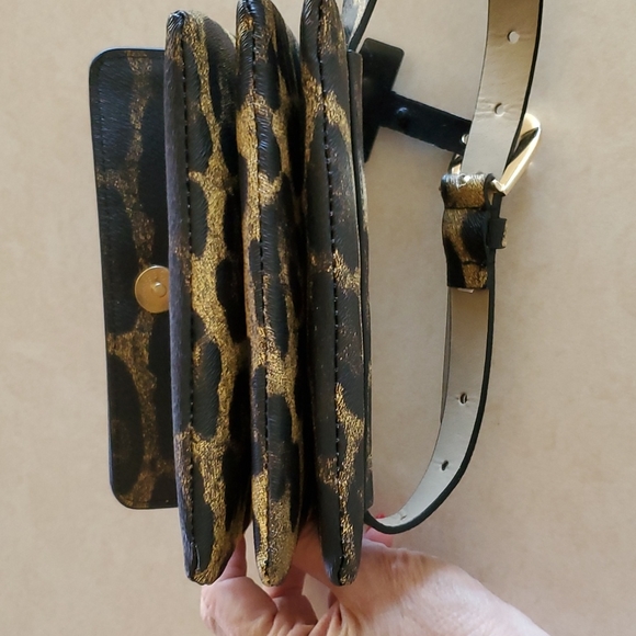 Ana and ava waist bag  NWT, leopard print w/ gold studs - Picture 5 of 7